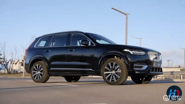 肾上腺素狂飙！XC90 vs x5：谁更胜一筹