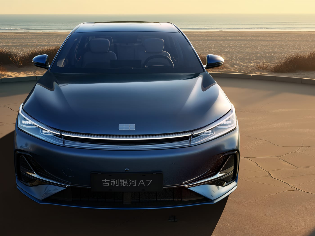 2L级油耗的银河A7对标的是谁？