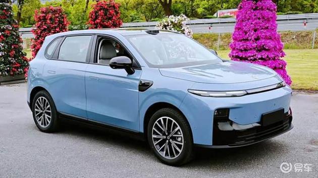 女生买车，零跑B10对比深蓝S05、领克Z20，怎么选？