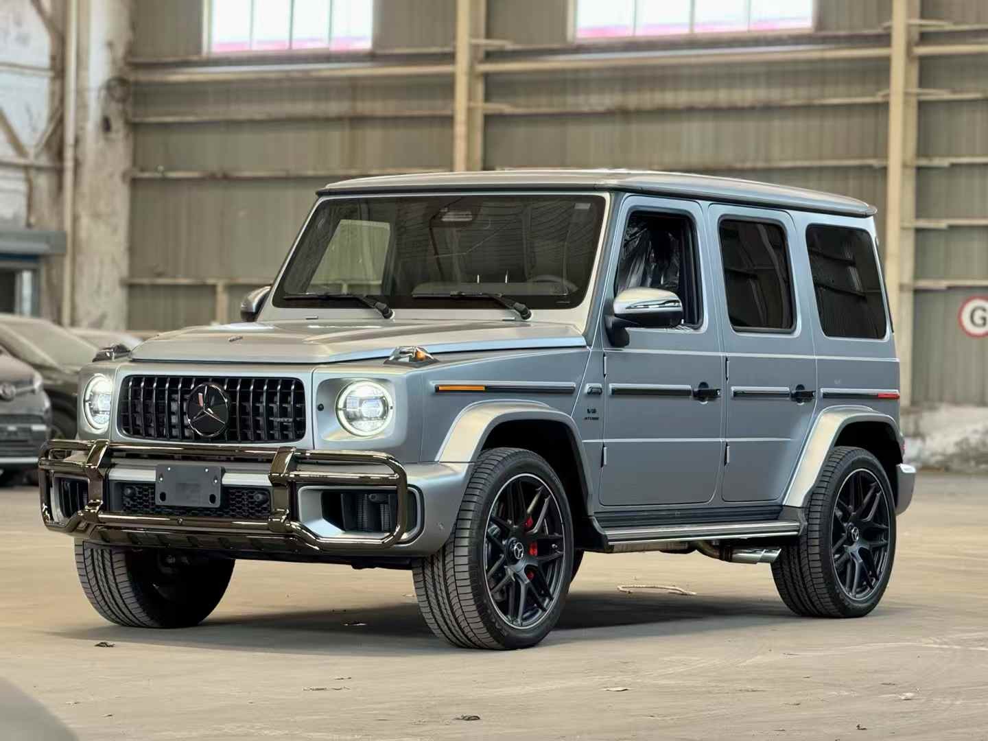 奔驰G级加版 全部在售 2025款 2024款 2023款 2022款 2021款 2020款2024款奔驰G63加版现车配置齐全国六排放 欢迎致电咨询