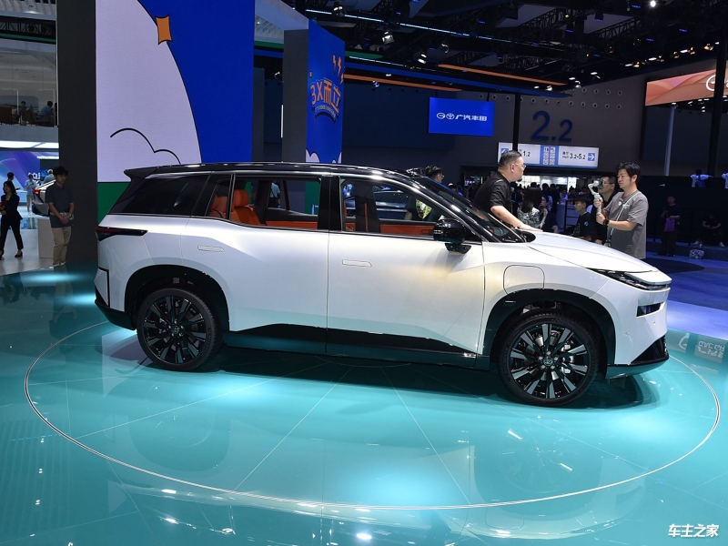 铂智3X 全部在售 2025款成都铂智3X报价10.98万起 暂无优惠