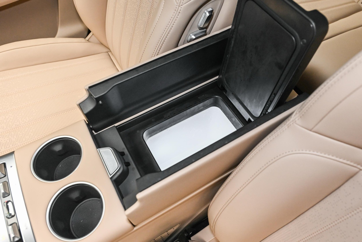 捷途山海L7 PLUS上市,比长安启源Q07更值得买?