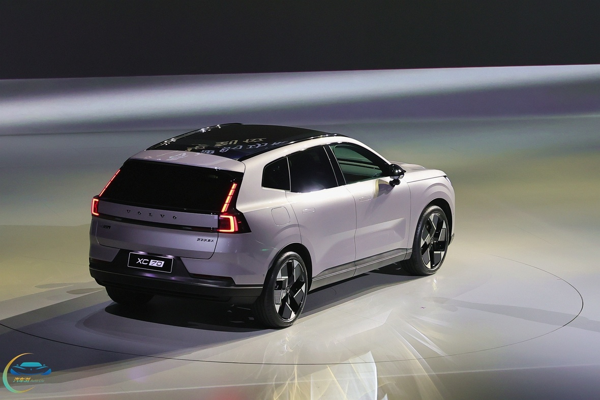 沃尔沃全新XC70岂止领跑豪华“超混”