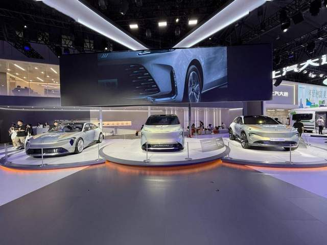 车长超5米，双重力座椅+1400公里续航，别克至境L7能火吗