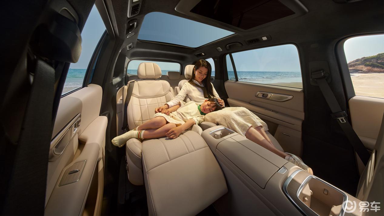 深蓝S09与领克900 ，30万级家庭SUV对决