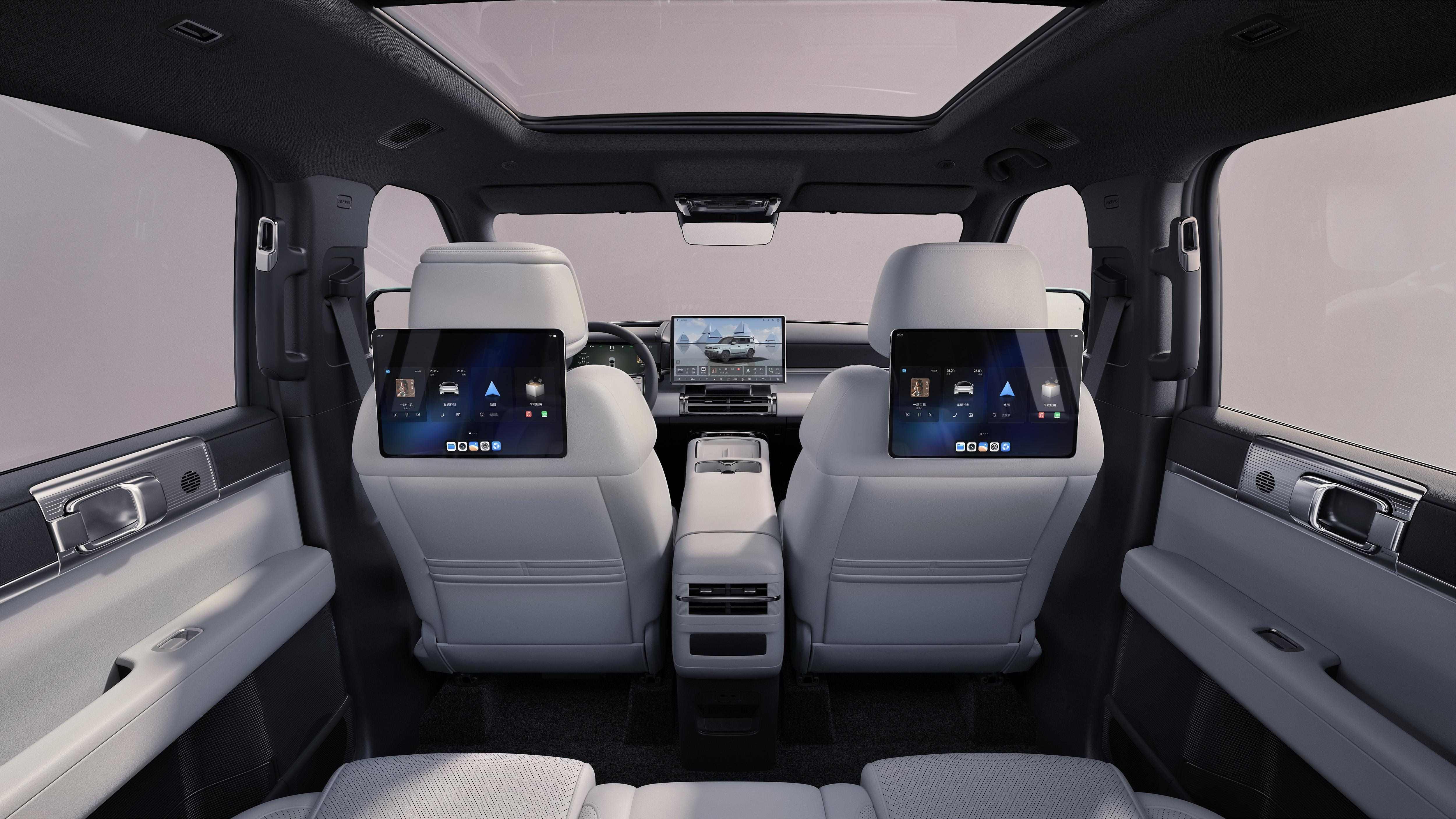 17.98万元起,大五座插混SUV方程豹钛7有哪些亮点?