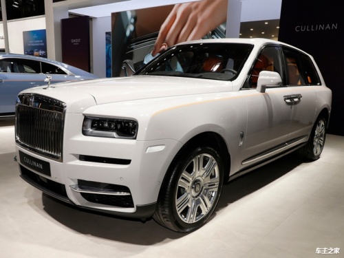 库里南 全部在售 2024款 2020款 2018款成都劳斯莱斯库里南最新报价626万起 欢迎上门试驾
