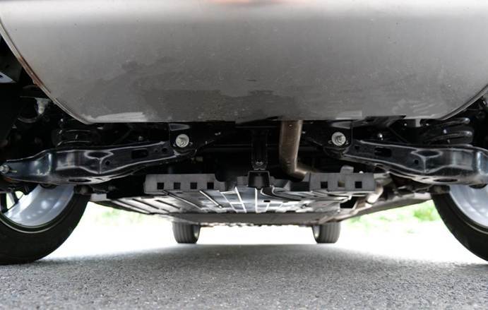 双车横评！比亚迪宋PLUS DM-i VS长安启源Q07