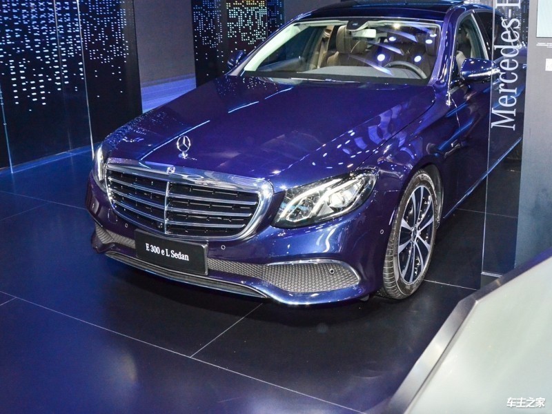 奔驰E级新能源 全部在售 2024款 2023款 2022款 2021款 2020款成都奔驰E级新能源价格52.19万起 暂无优惠