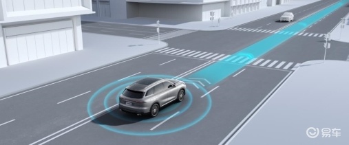 带智驾的燃油车谁更靠谱？实力测评两款热门车型