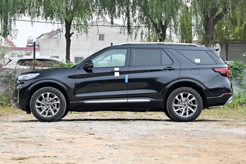 实测：福特探险者，家用SUV，空间大，好开省油，适合全家出游